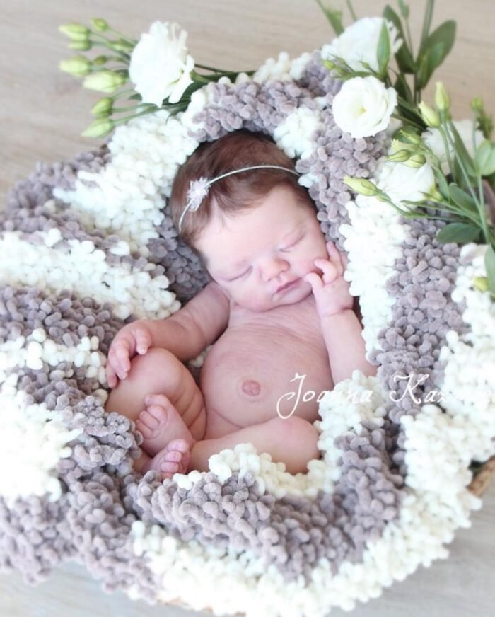httpsjoannadollscomwp-contentuploads202510joanna_kazmierczak_-20220604-0035-700x872-1-1jpg - Kelli Maple Reborn Dolls